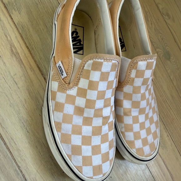 Women’s Vans Peach and White Checkerboard Slip On Sneakers - Picture 11 of 11